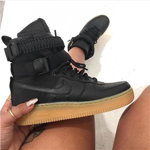  Кроссовки женские Adidas. Артикул 332912