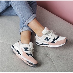  Кроссовки женские Adidas. Артикул 332990