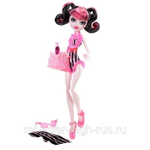 Дракулаура Draculaura