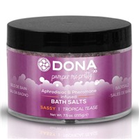 Dona Bath Salt Sassy Aroma Tropical Tease, 215 г
Соль для ванны меняющая цвет воды с ароматом &quot;Страсть&quot;